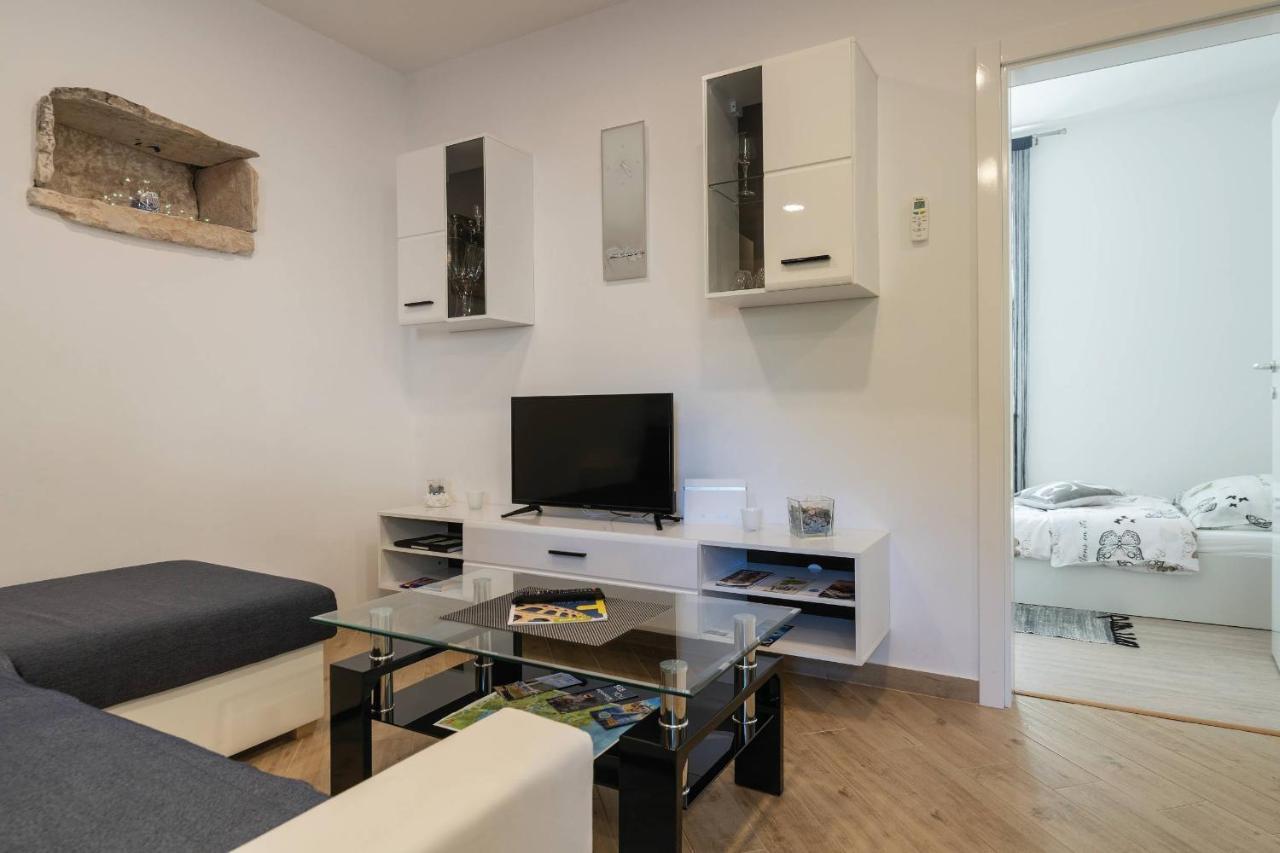 Petra Apartment