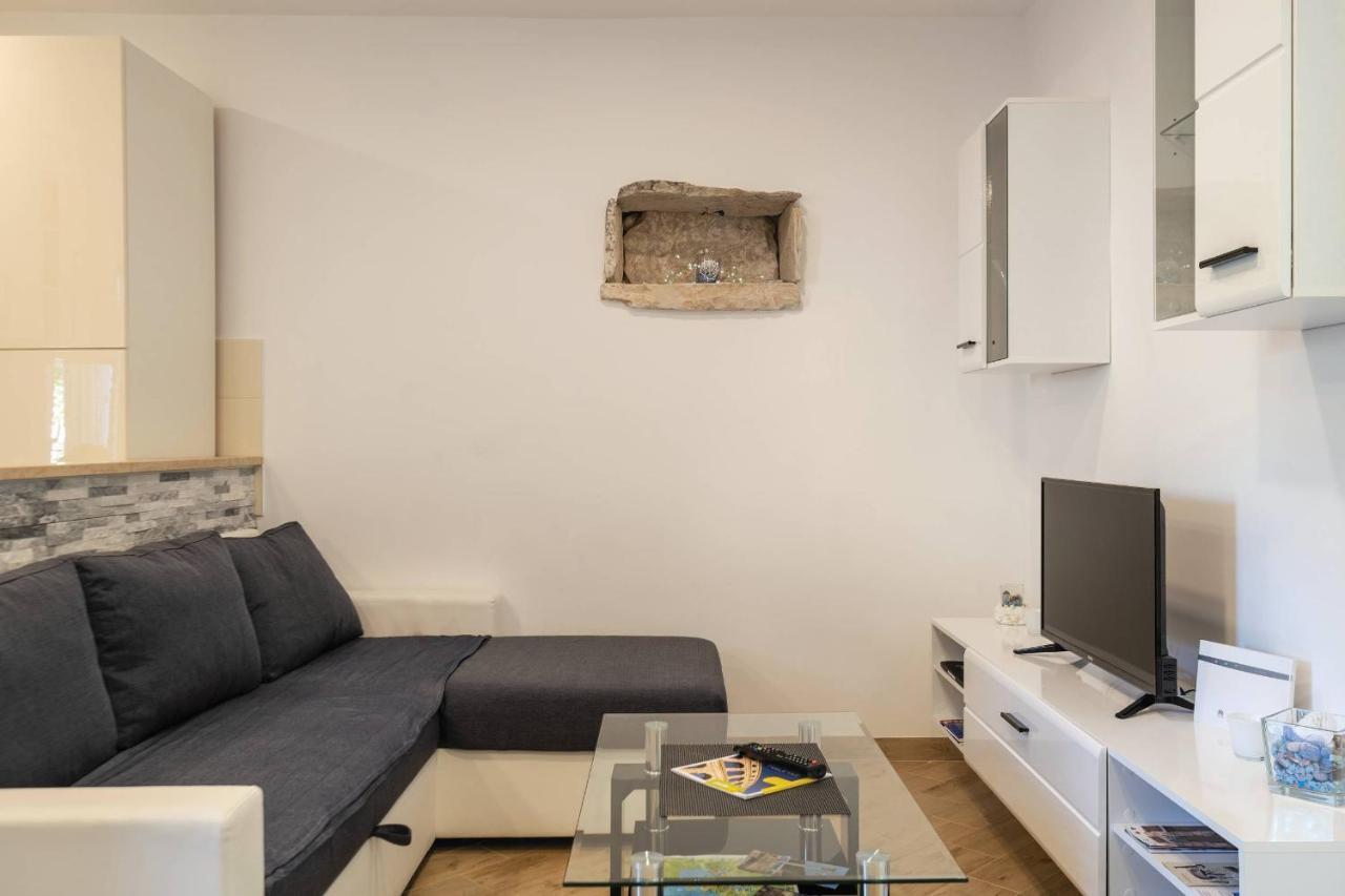 Petra Apartment